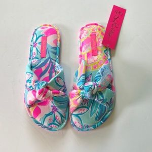 NWT Lilly Pulitzer Pool Slippers